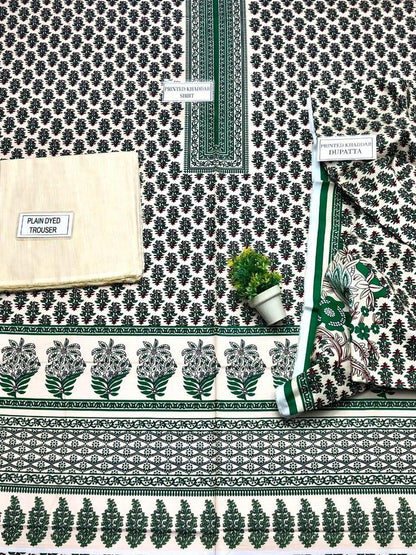 3 Pcs Women's Unstitched Khaddar Printed Suit